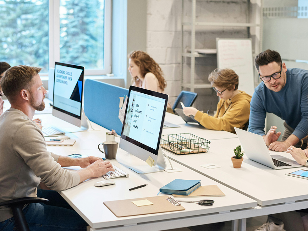 Escritórios e Empresas em Geral